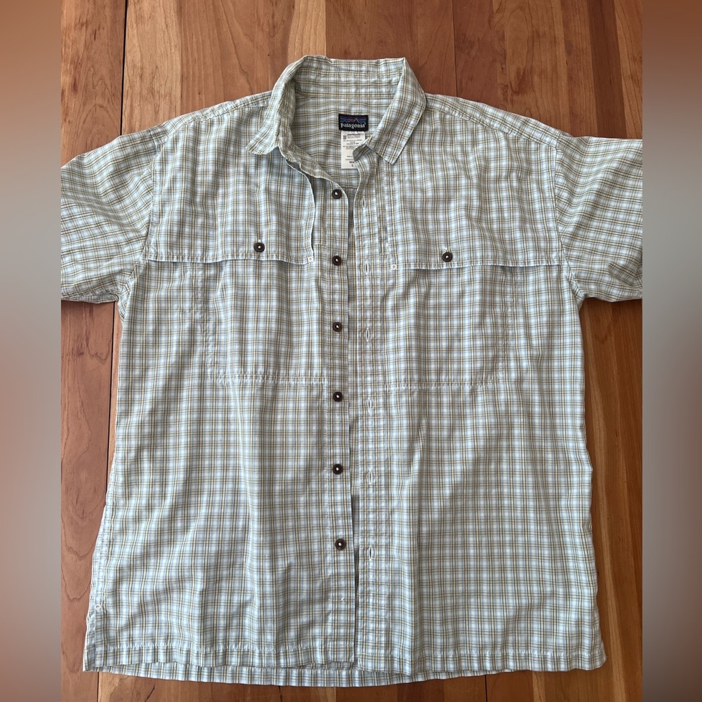 Patagonia Light Brown and Blue Plaid Short-Sleeve Button-Down Shirt